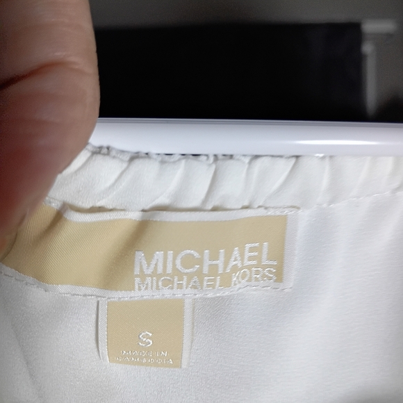 Michael Kors White Ruffle Off-Shoulder Top - Picture 2 of 2